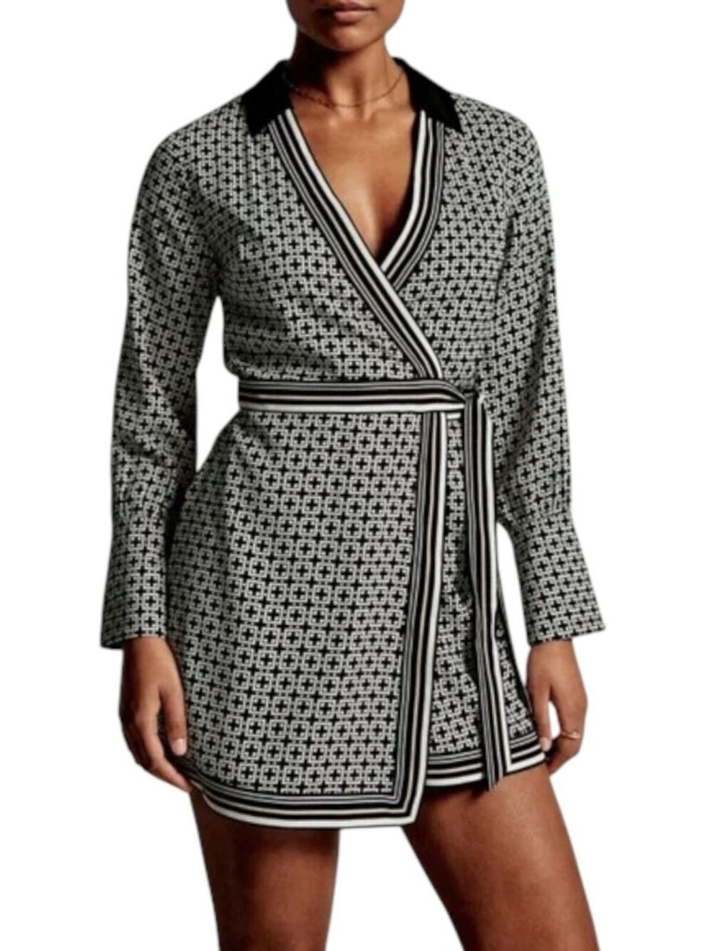 Abercrombie & Fitch B/W Wrap Dress With Waist Tie Size Large Lined Geometric